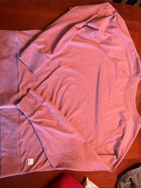 Vuori Marsala heather  Long Sleeve Halo Crew. Worn 1x